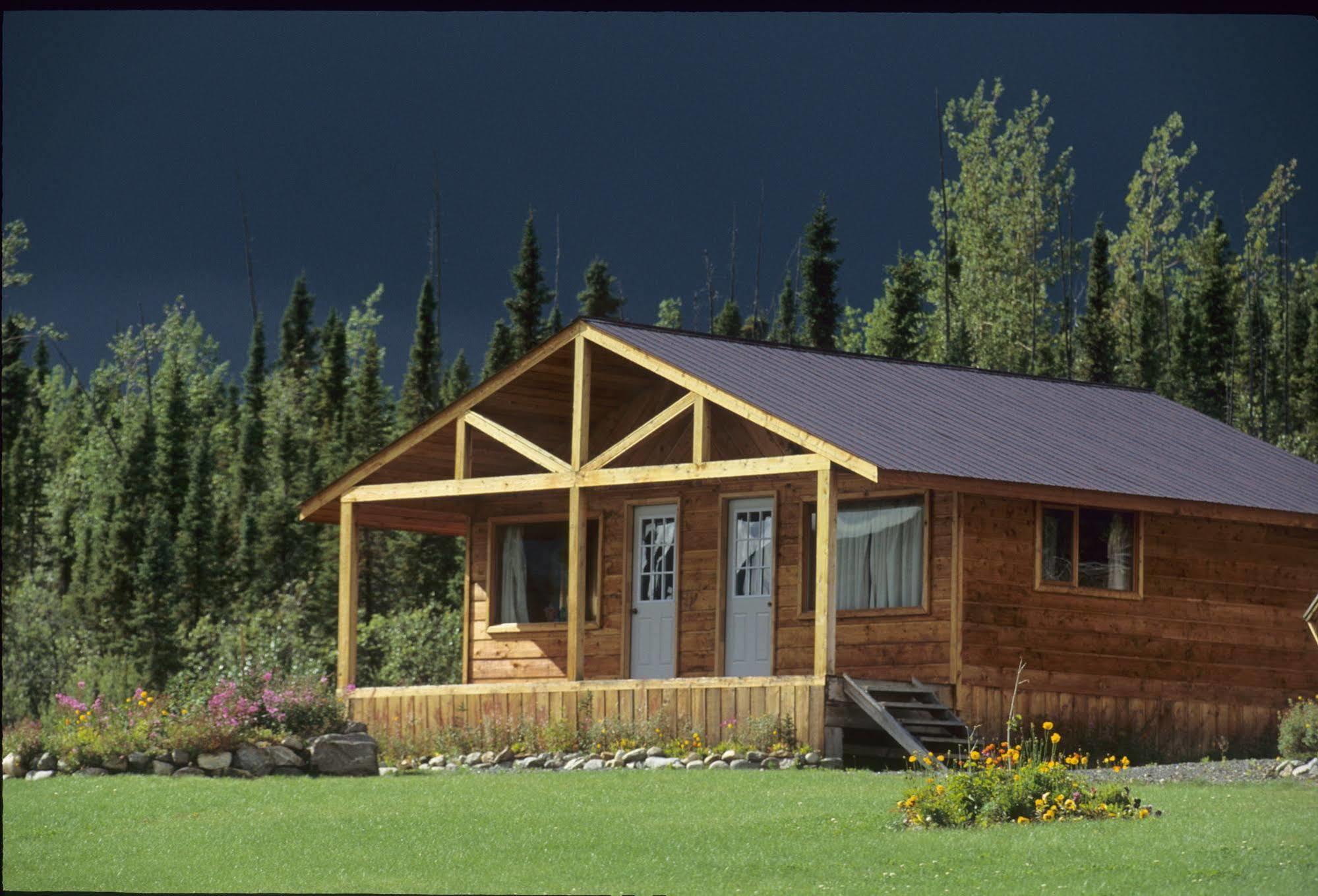 Inconnu Lodge Mcevoy Lake المظهر الخارجي الصورة